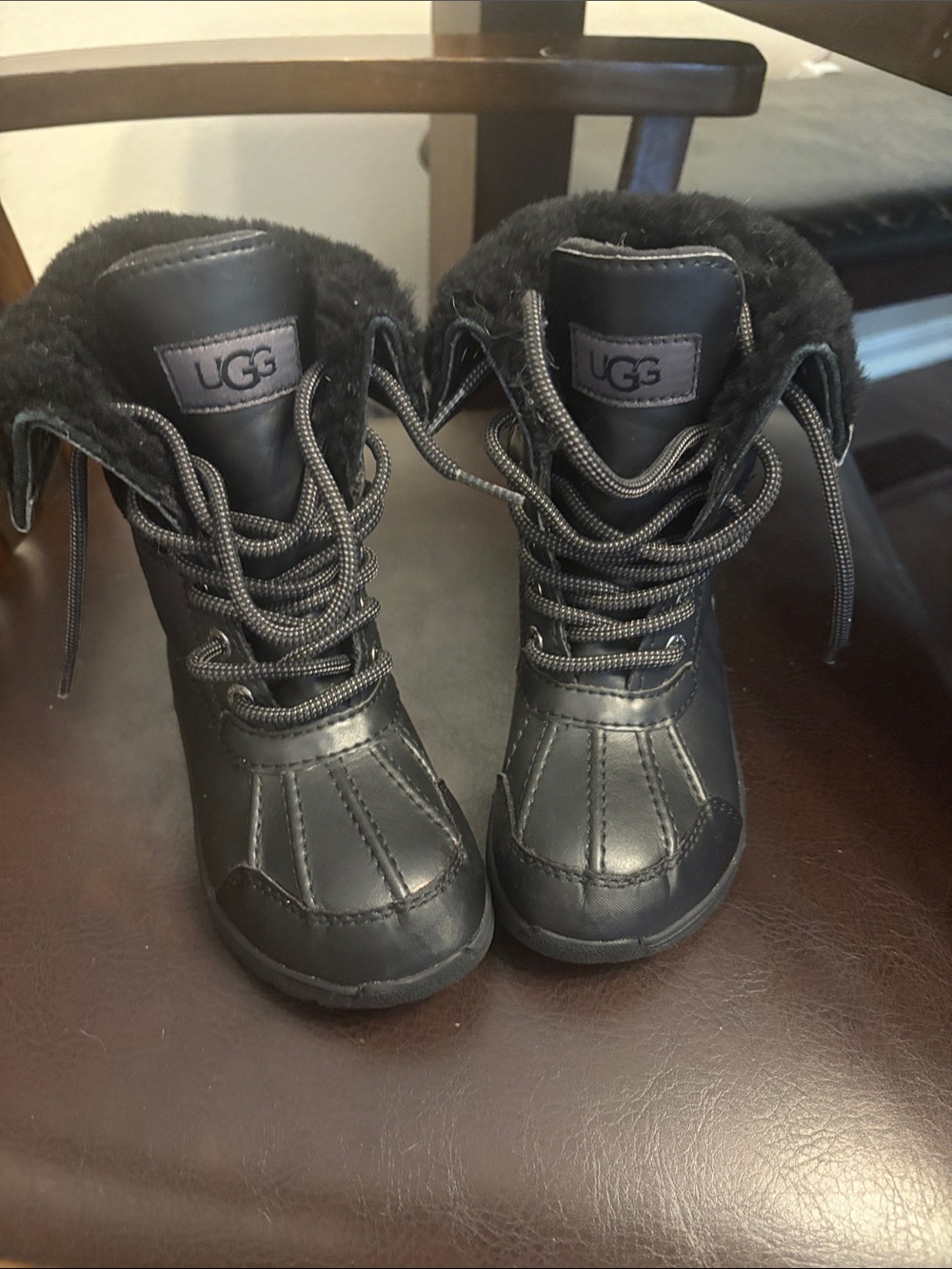 UGG Kids Black Lace-Up Faux-Fur Winter Boots